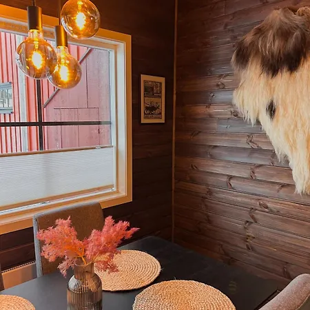 Modern In Amazing Hiking Area!