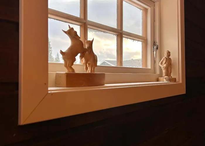 Modern In Amazing Hiking Area! Gol