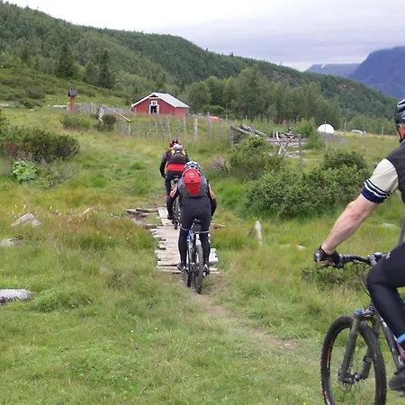 Modern In Amazing Hiking Area! *