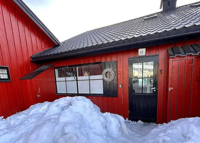 Modern In Amazing Hiking Area! * Gol